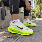 TENIS Nike Vomero 18 Dynamic Run